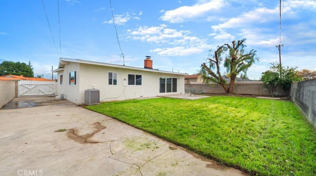 1012 Durness St, West Covina CA  91790-4046 exterior