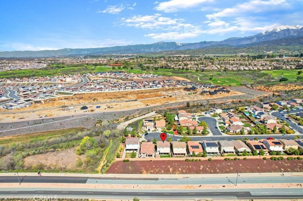 36033 Stableford Ct, Beaumont CA  92223-8135 exterior