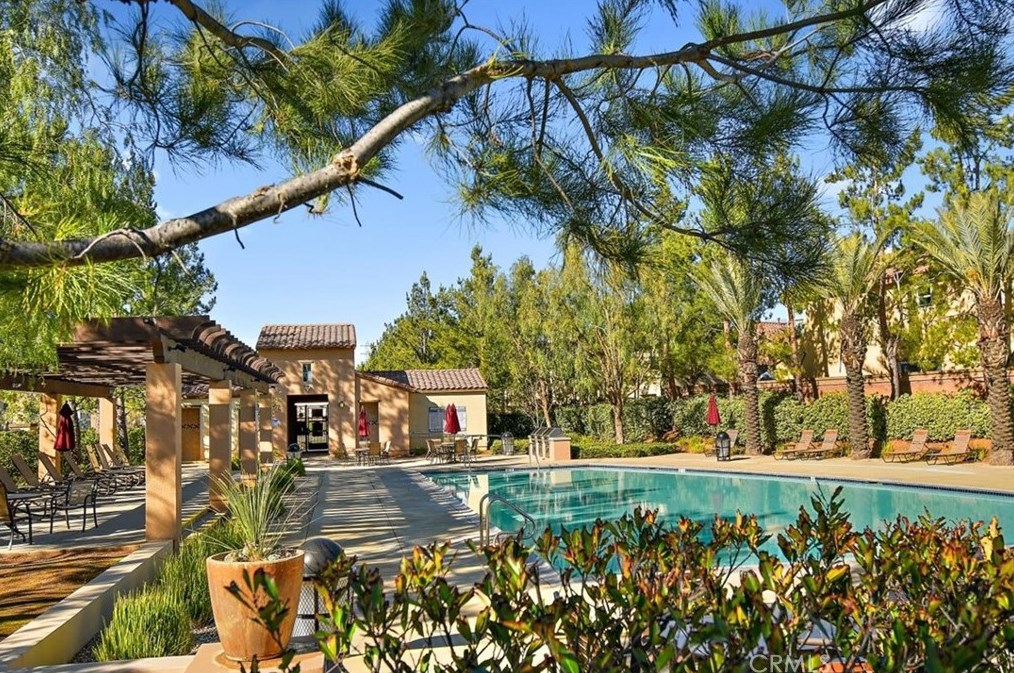 1441 Silverberry Ln, Beaumont CA  92223-1437 exterior