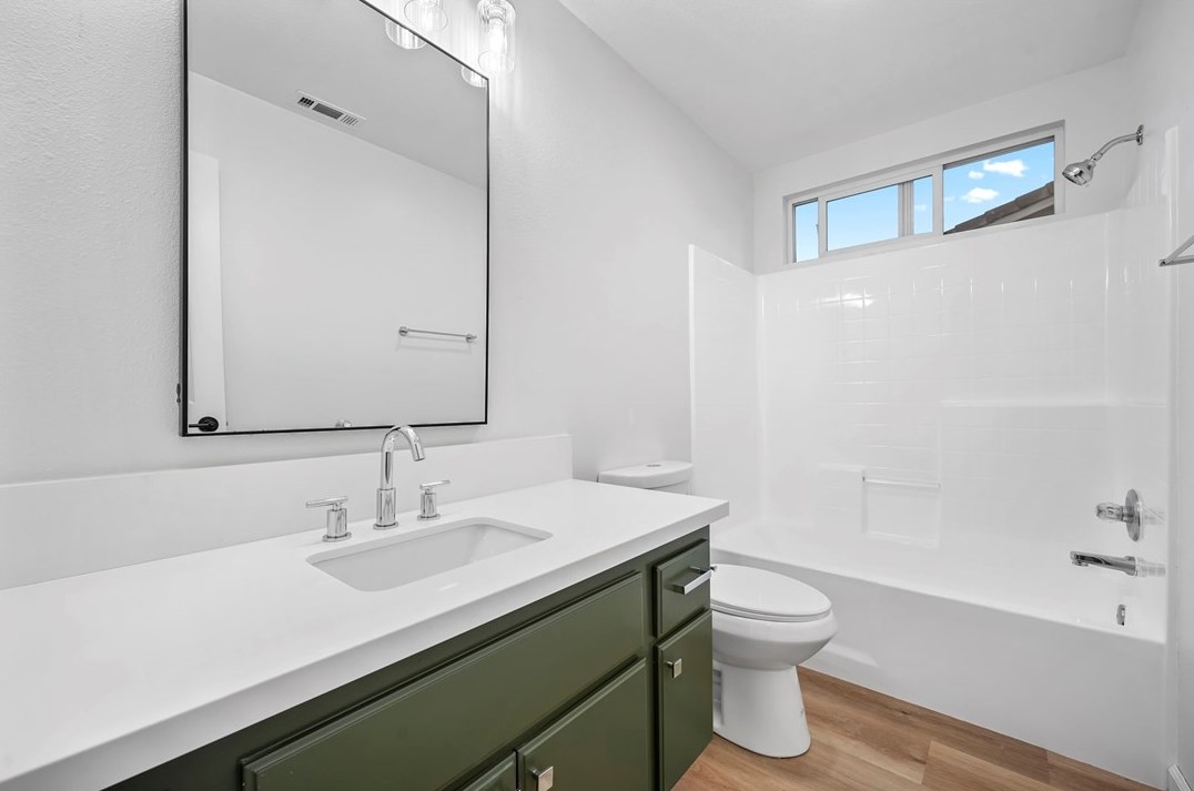 13415 James St, Moreno Valley CA  92555-2801 exterior