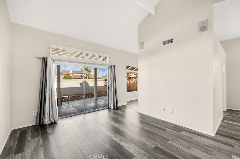 27480 Jon Christian Pl, Temecula CA  92591-6127 exterior