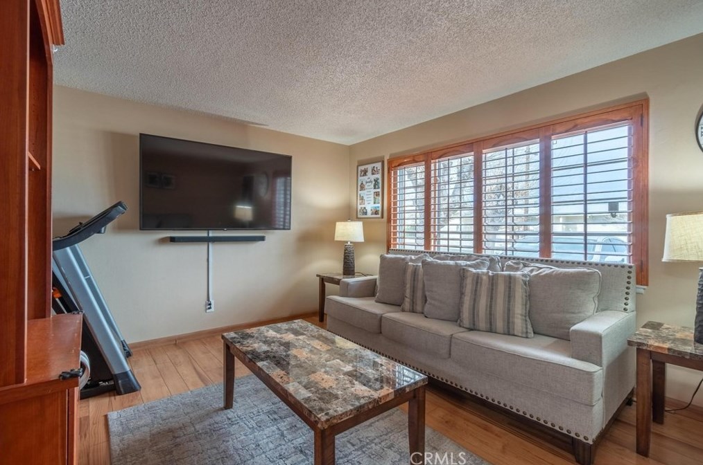 600 Mountain View St, Barstow CA  92311-2923 exterior