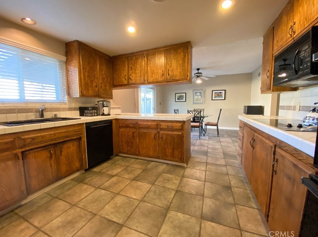 1071 Covina Hills Rd, Covina CA  91724-3621 exterior