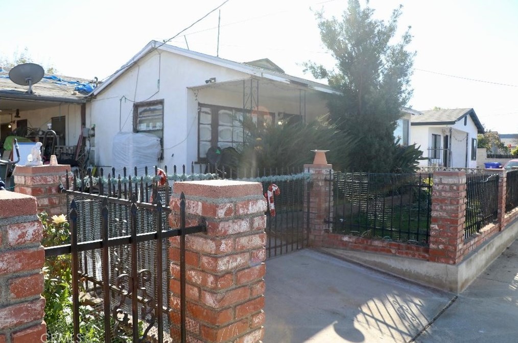 7614 Fern St, Riverside CA  92504-4429 exterior