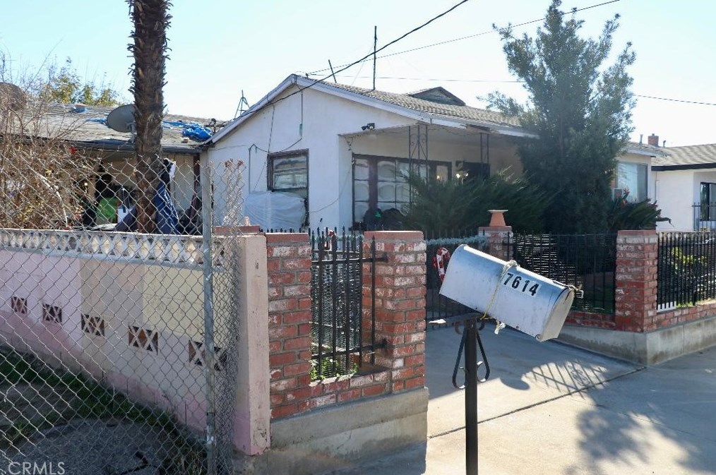 7614 Fern St, Riverside CA  92504-4429 exterior