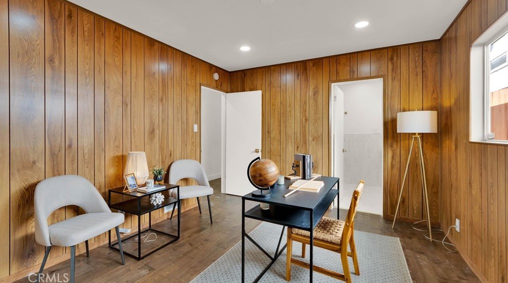 3715 Colonial Ave, Los Angeles CA  90066-3623 exterior