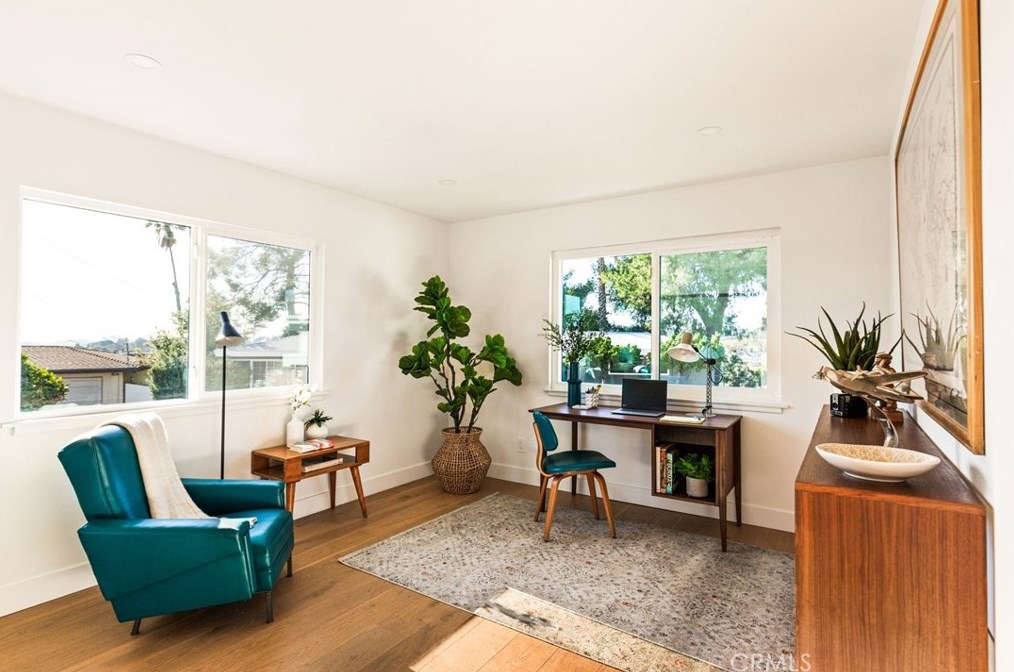 4618 Marwood Dr, Los Angeles CA  90065-5127 exterior