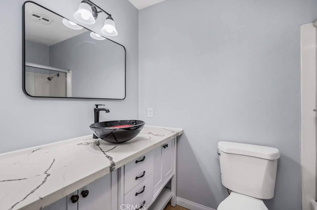 6322 Leyburn Pl, Riverside CA  92509-5763 exterior