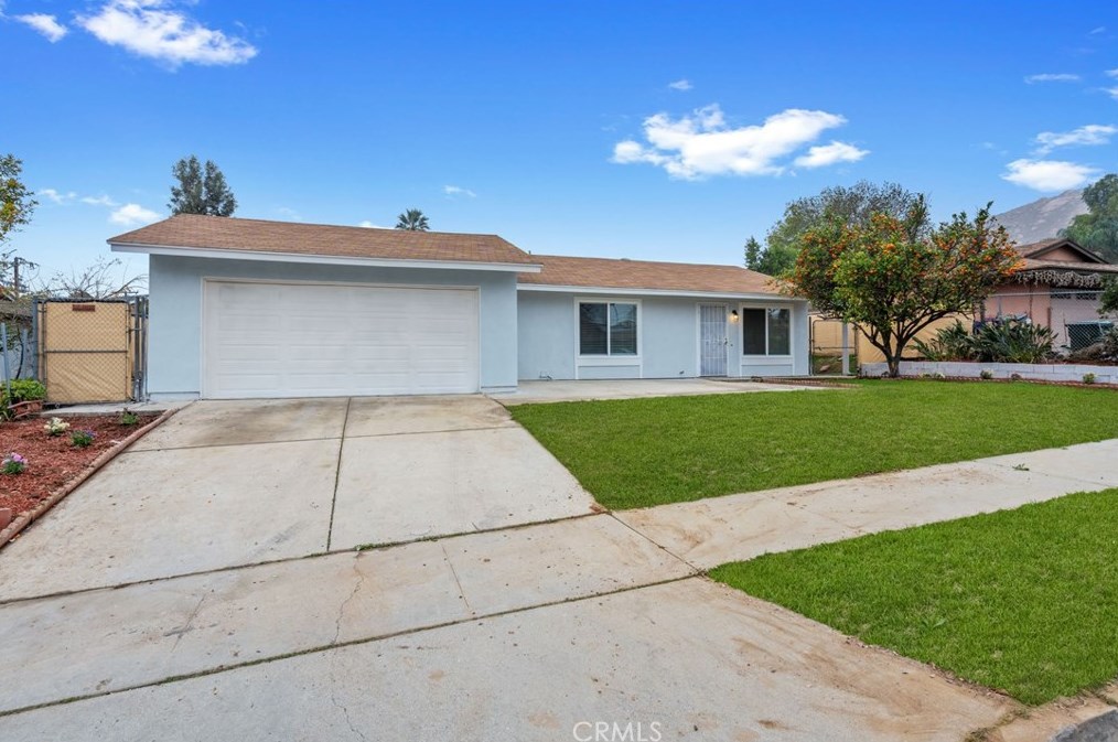 6322 Leyburn Pl, Riverside CA  92509-5763 exterior