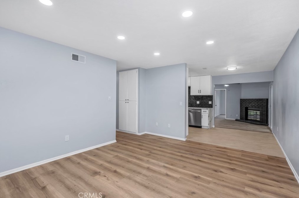 6322 Leyburn Pl, Riverside CA  92509-5763 exterior