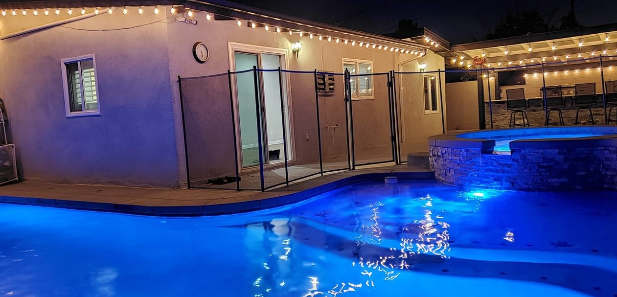 10039 Primrose Dr, Riverside CA  92503-4277 exterior