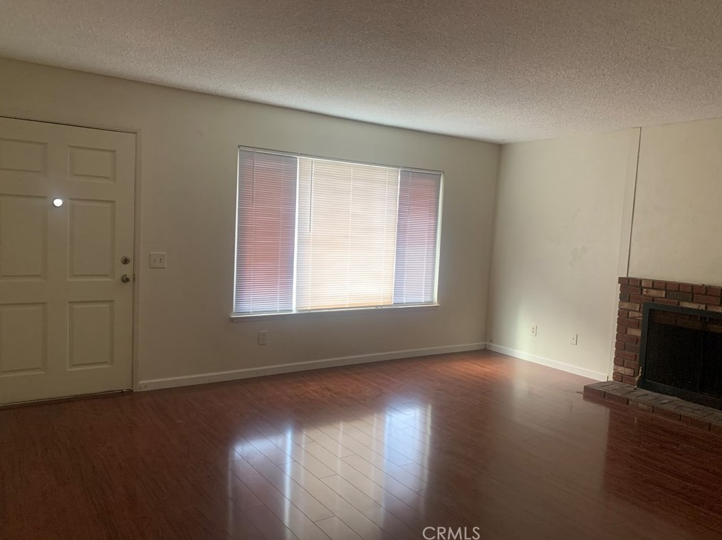 9817 Blanchard Ave, Fontana CA  92335-5815 exterior