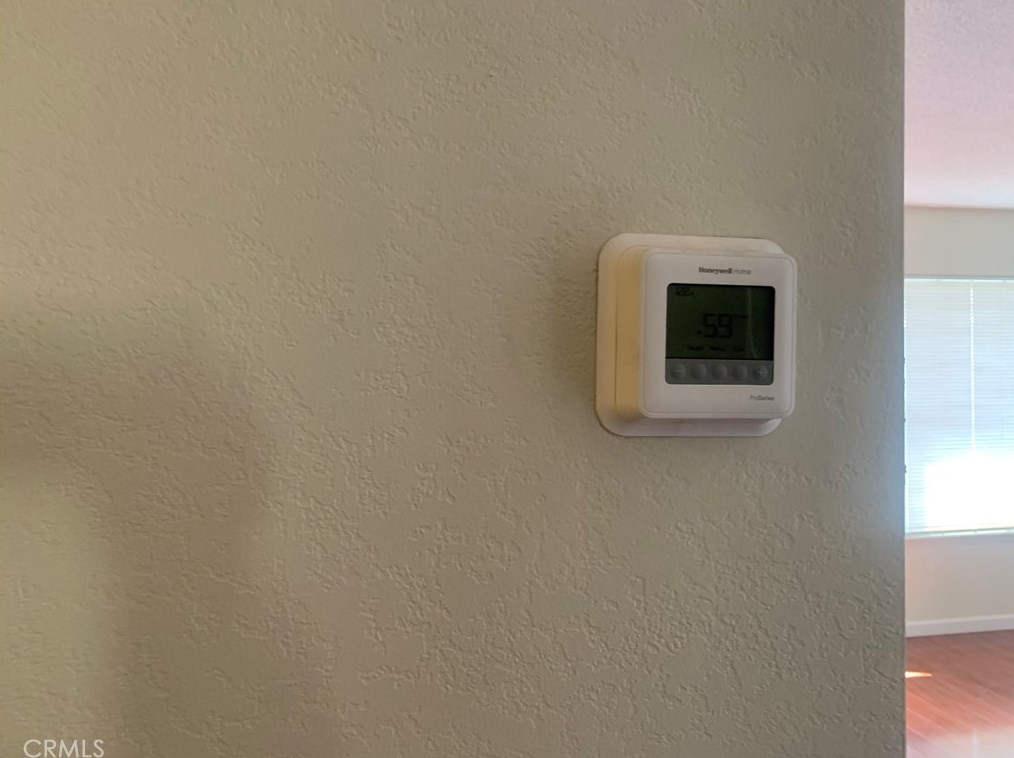 9817 Blanchard Ave, Fontana CA  92335-5815 exterior