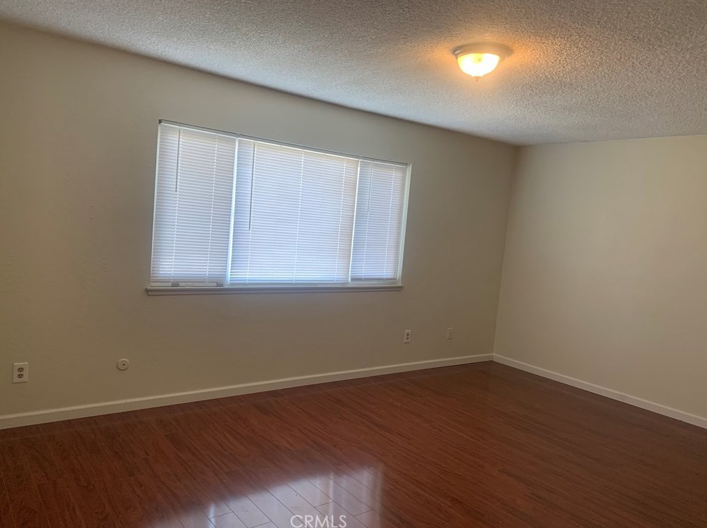 9817 Blanchard Ave, Fontana CA  92335-5815 exterior