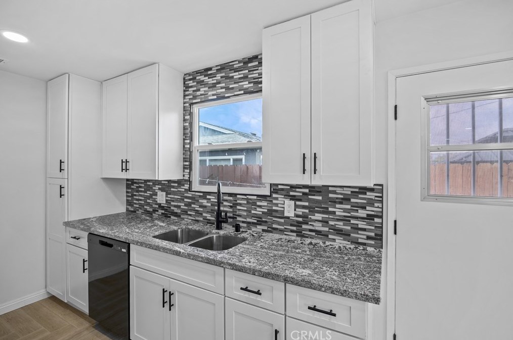 1253 Gladstone St, Glendora CA  91740-5326 exterior