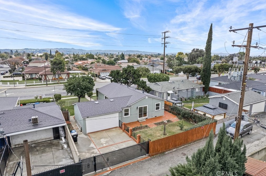 1253 Gladstone St, Glendora CA  91740-5326 exterior