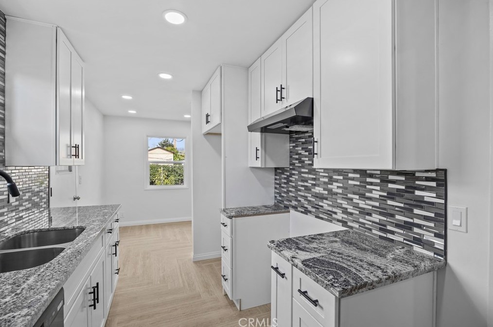 1253 Gladstone St, Glendora CA  91740-5326 exterior