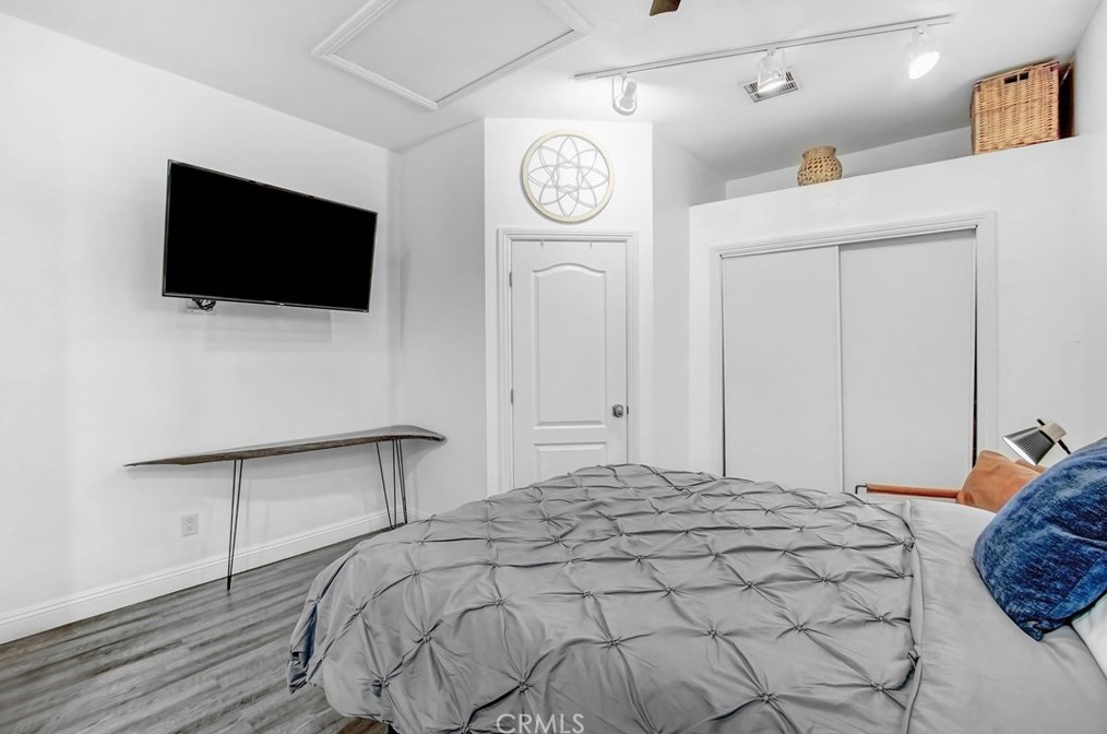 9732 Belmont Dr, Riverside CA  92503-4215 exterior