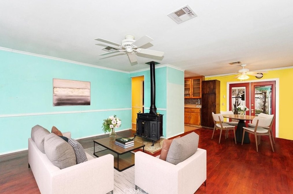 1375 Michigan Ave, Beaumont CA  92223-1726 exterior