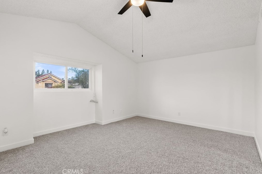 6172 Darcee Dr, Riverside CA  92509-6273 exterior