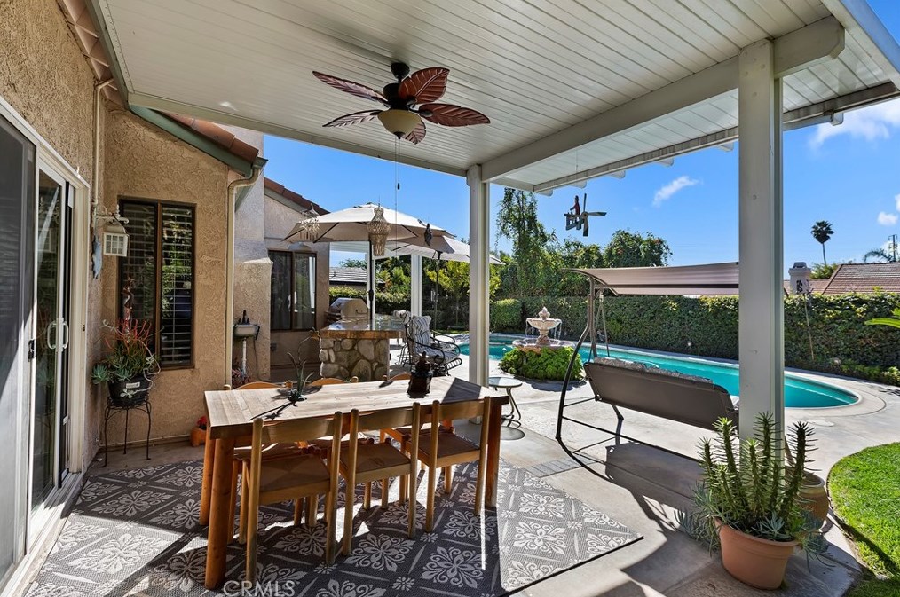 1244 Creekside Ct, Upland CA  91784-7934 exterior