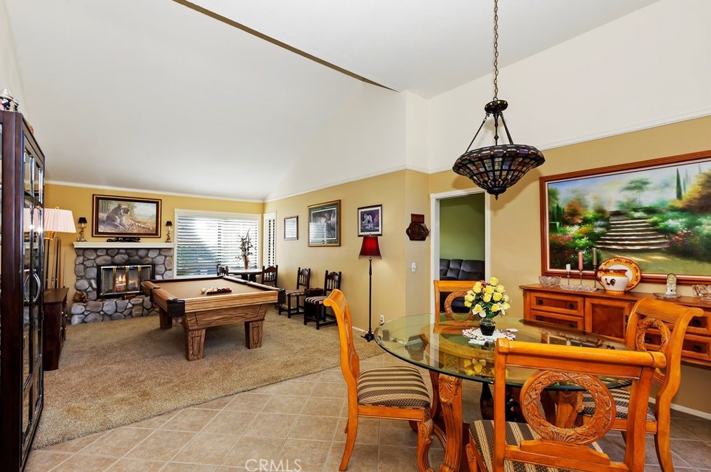 1244 Creekside Ct, Upland CA  91784-7934 exterior
