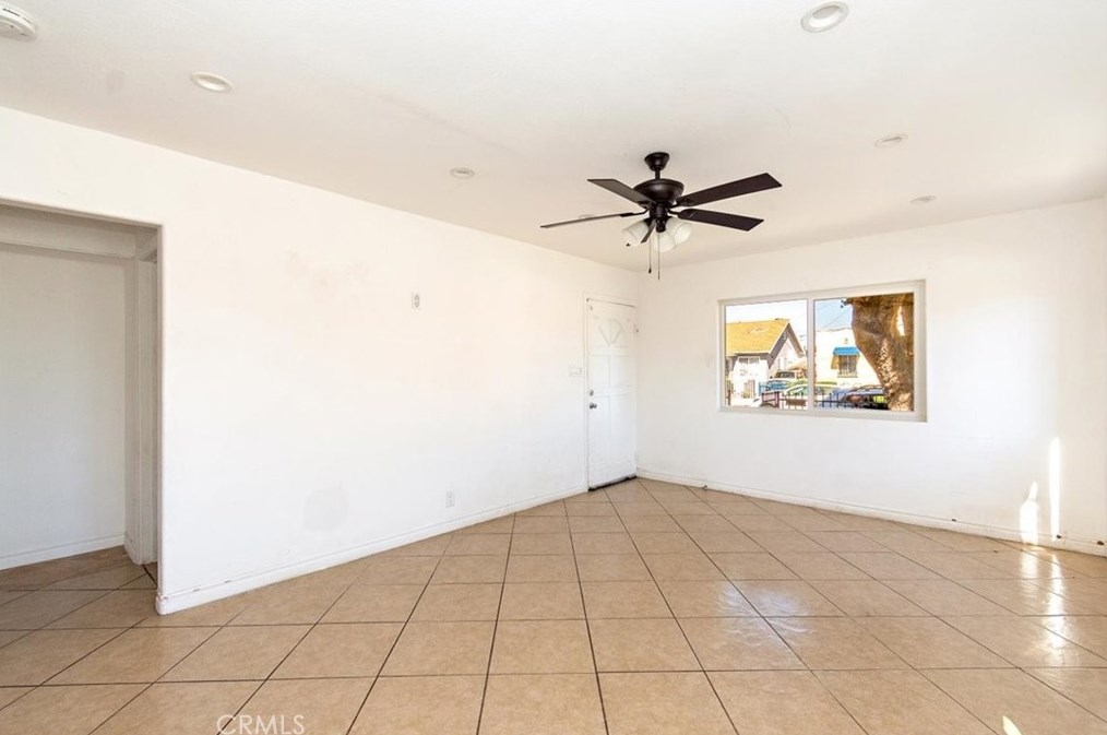 314 91st St, Los Angeles CA  90003-3805 exterior