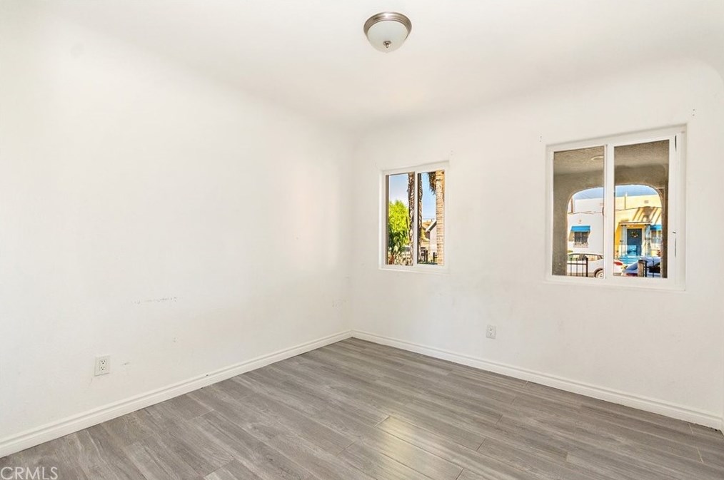 314 91st St, Los Angeles CA  90003-3805 exterior