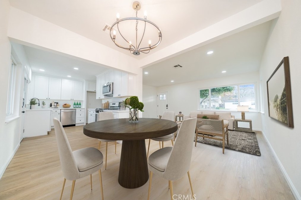 3948 Conejo Dr, San Bernardino CA  92404-1943 exterior