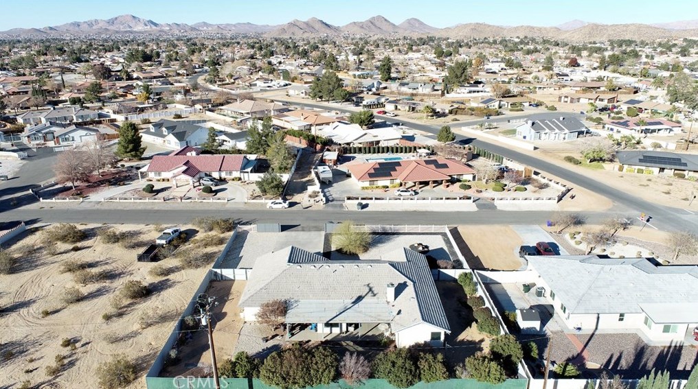 19939 Sahale Rd, Apple Valley CA  92307-7204 exterior