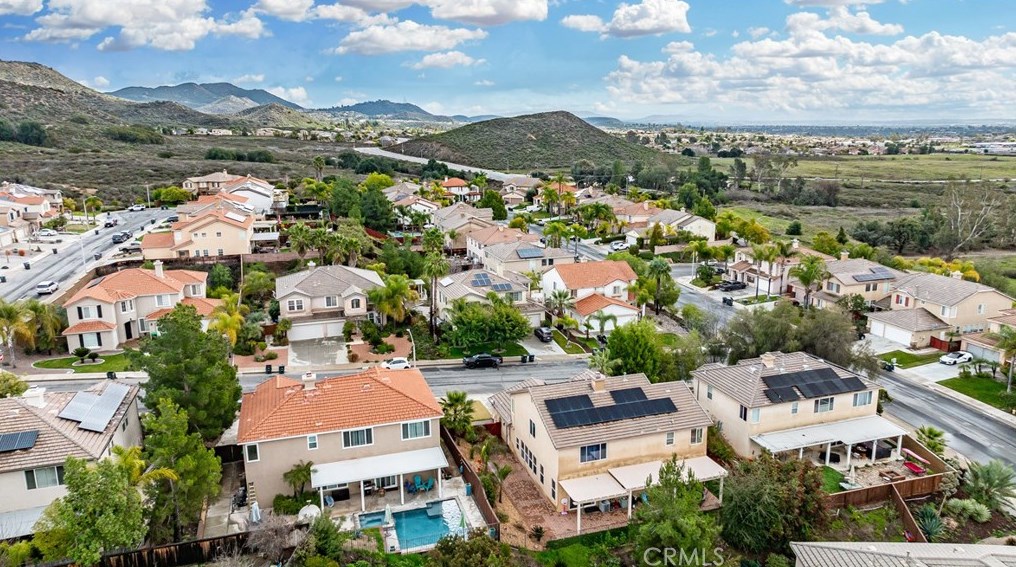 35381 Perla Pl, Wildomar CA  92595-7823 exterior