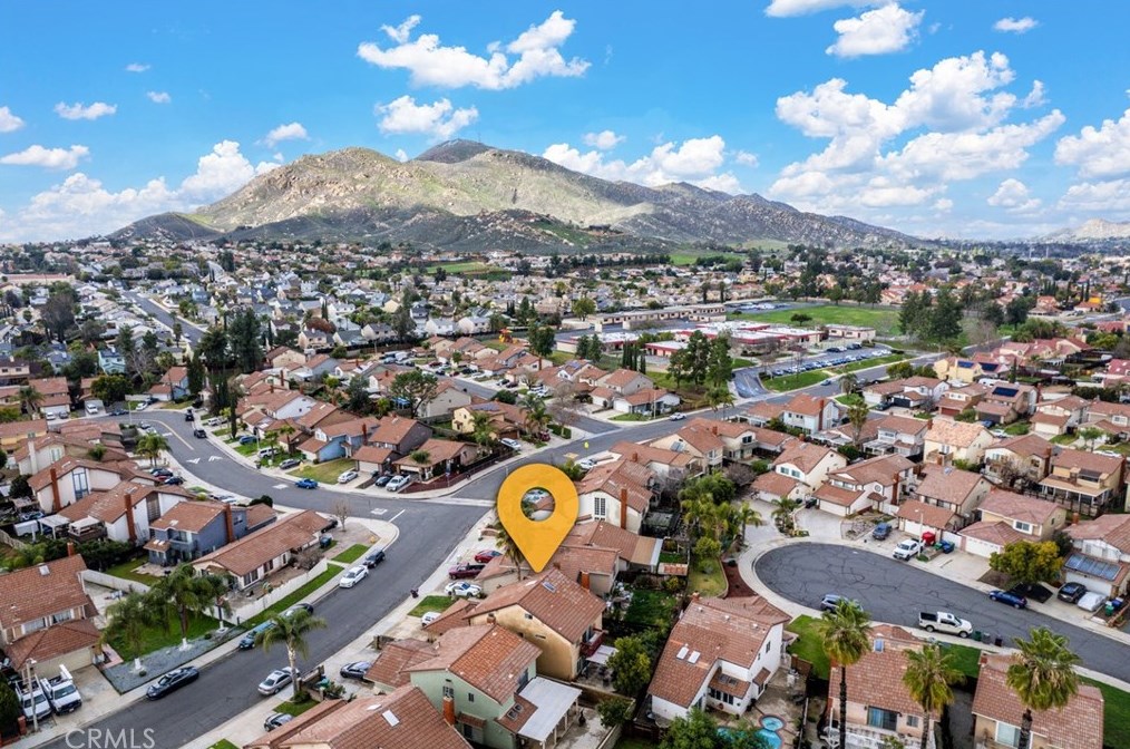 11840 Honey Holw, Moreno Valley CA  92557-6106 exterior