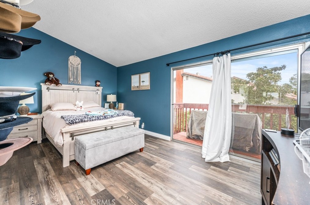 11840 Honey Holw, Moreno Valley CA  92557-6106 exterior