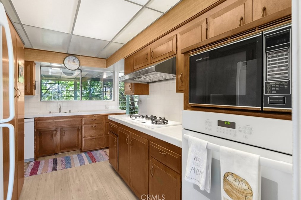 1845 Antioch Rd, Claremont CA  91711-2767 exterior