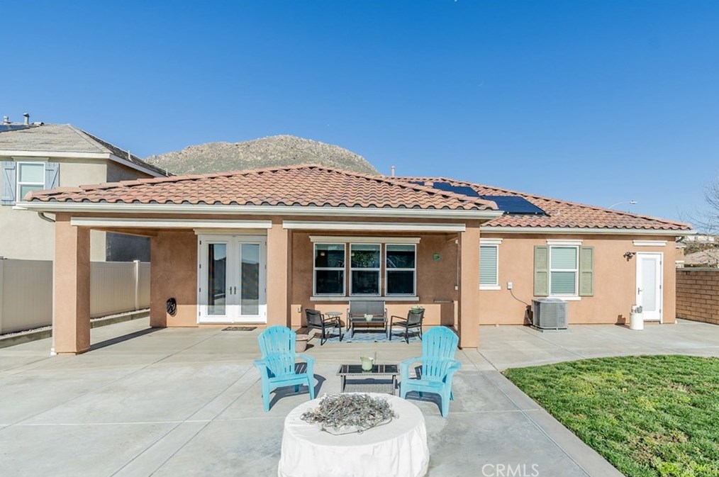 20715 Spring St, Riverside CA  92507 exterior