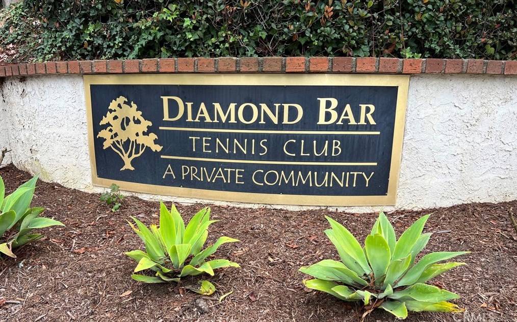 22800 Hilton Head Dr, Pomona CA  91765-2229 exterior