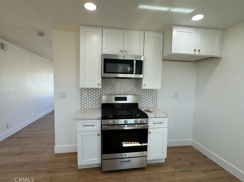 25491 Jade Rd, Barstow CA  92311-3356 exterior