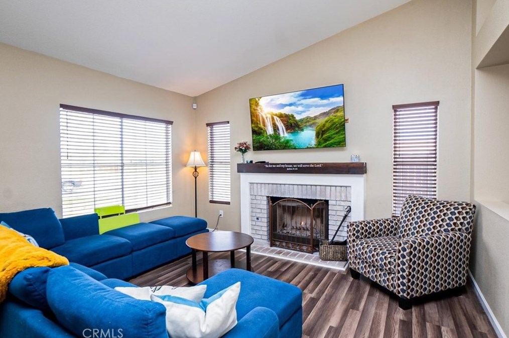 12489 Petaluma Rd, Victorville CA  92392-7607 exterior