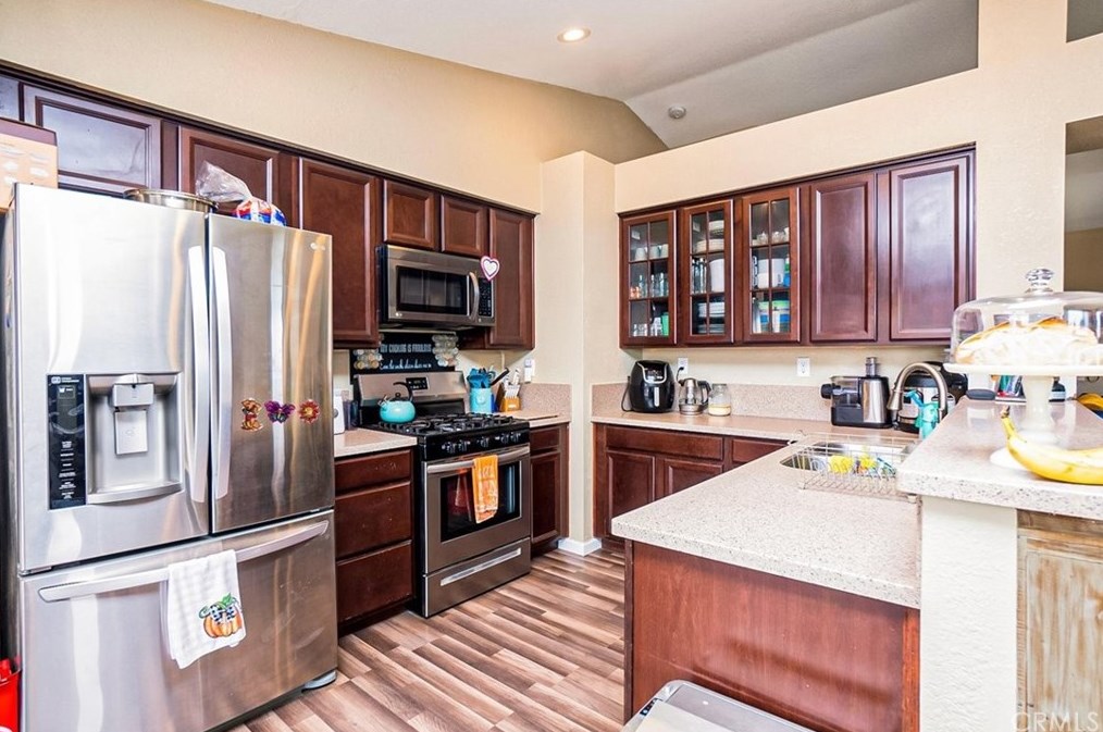 12489 Petaluma Rd, Victorville CA  92392-7607 exterior