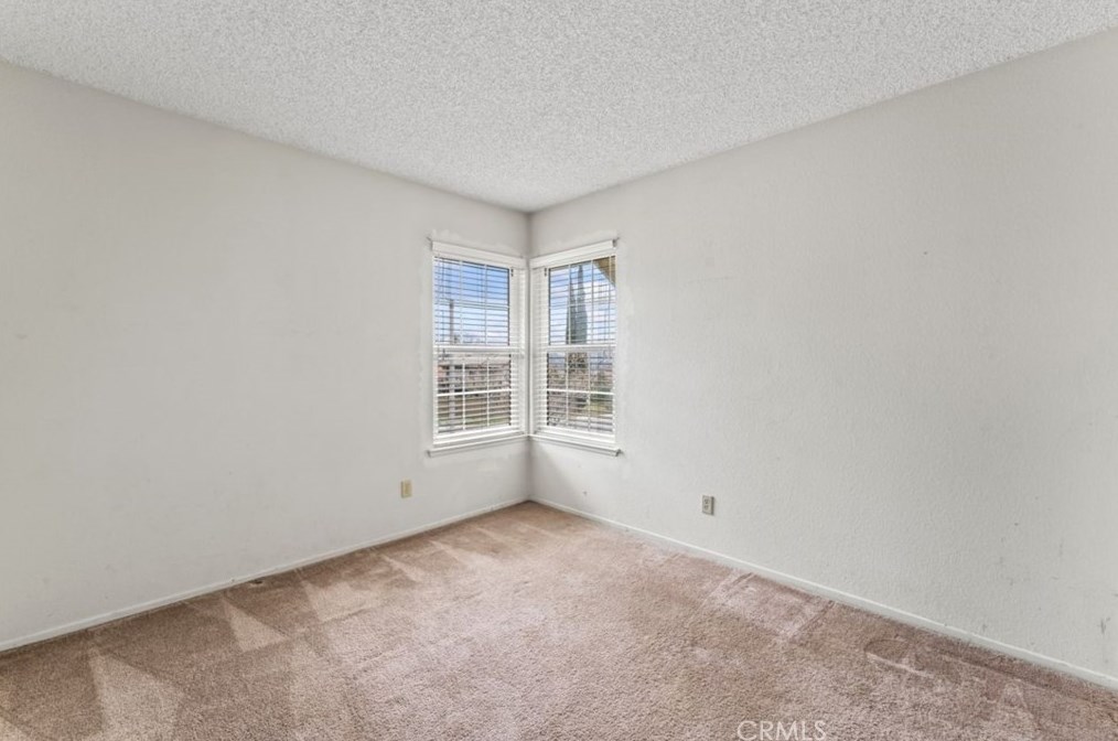 6324 Walnut Ave, San Bernardino CA  92407-4012 exterior