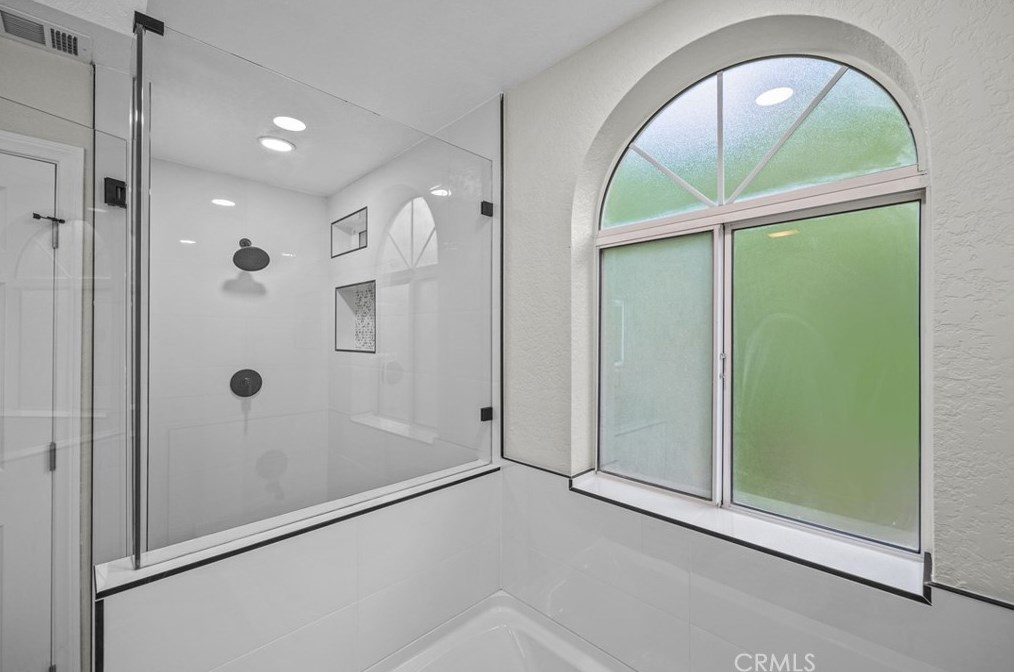 230 Goodrich Dr, Riverside CA  92507-4850 exterior