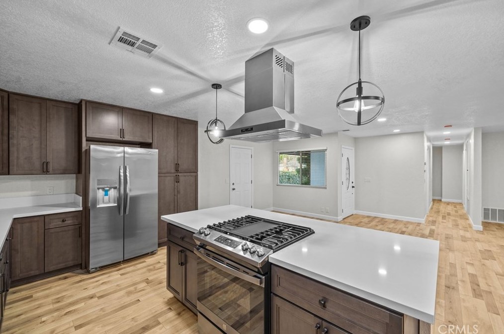 230 Goodrich Dr, Riverside CA  92507-4850 exterior