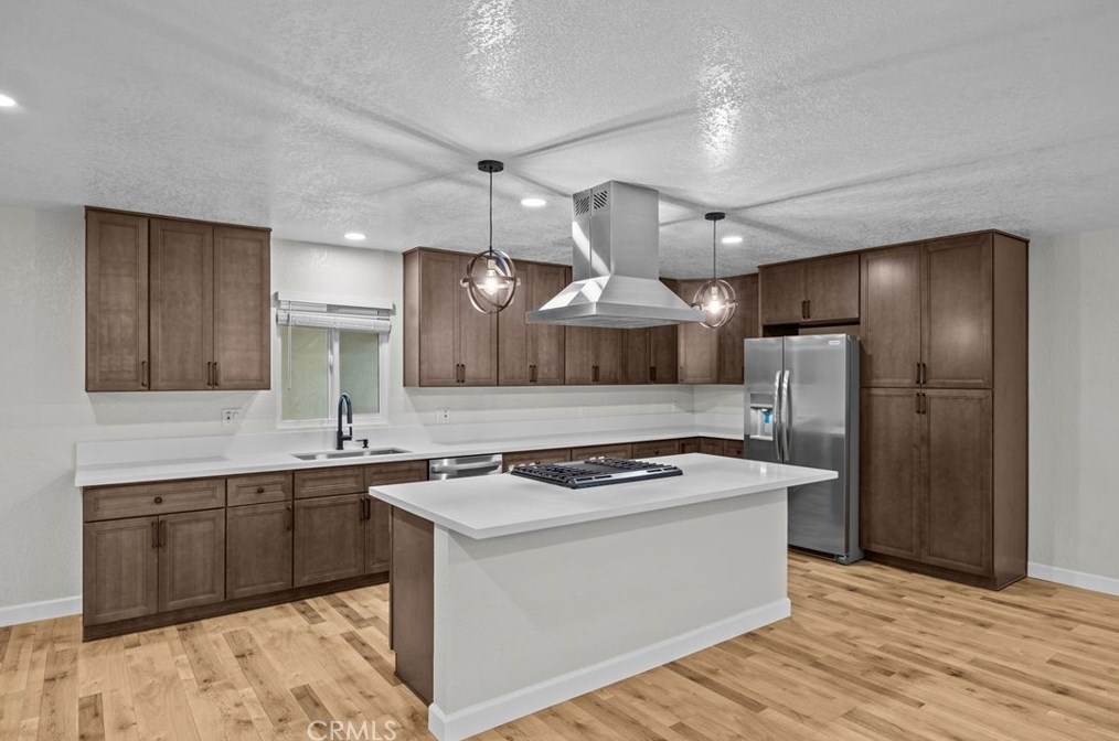 230 Goodrich Dr, Riverside CA  92507-4850 exterior