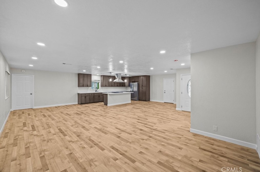 230 Goodrich Dr, Riverside CA  92507-4850 exterior