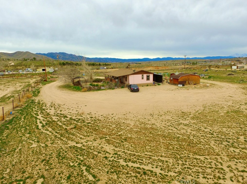 19970 Medford Way, Apple Valley CA  92308-5306 exterior