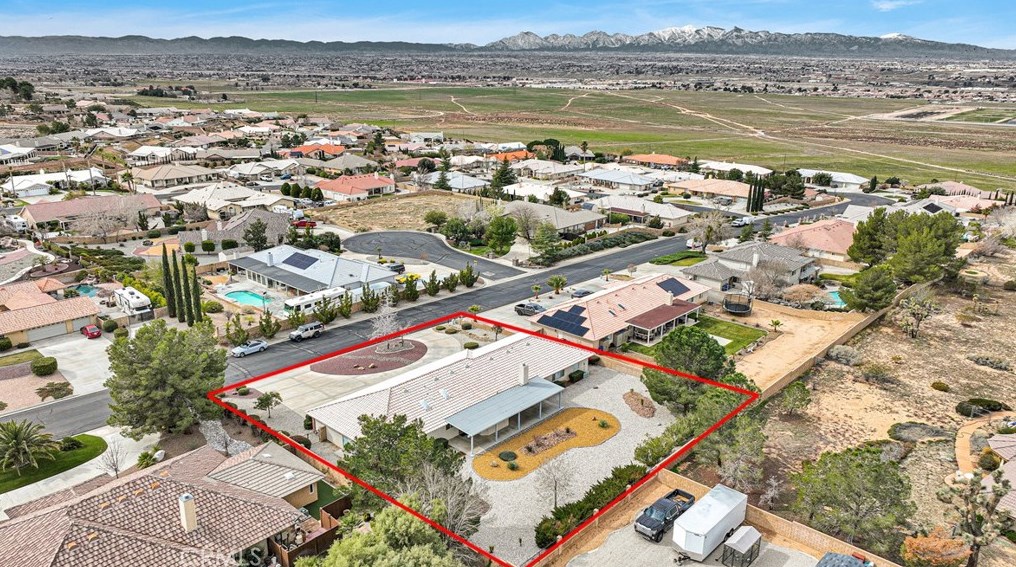 20260 Quail Hollow Rd, Apple Valley CA  92308-5013 exterior