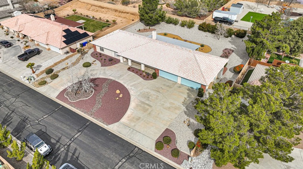 20260 Quail Hollow Rd, Apple Valley CA  92308-5013 exterior