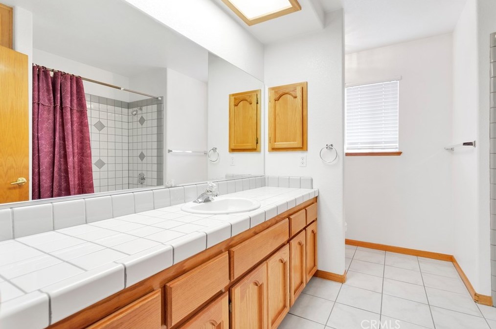 20260 Quail Hollow Rd, Apple Valley CA  92308-5013 exterior