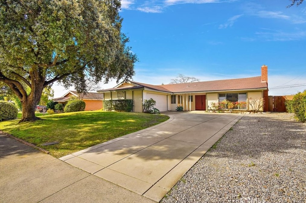 1839 Morgan Ave, Claremont CA  91711-2625 exterior