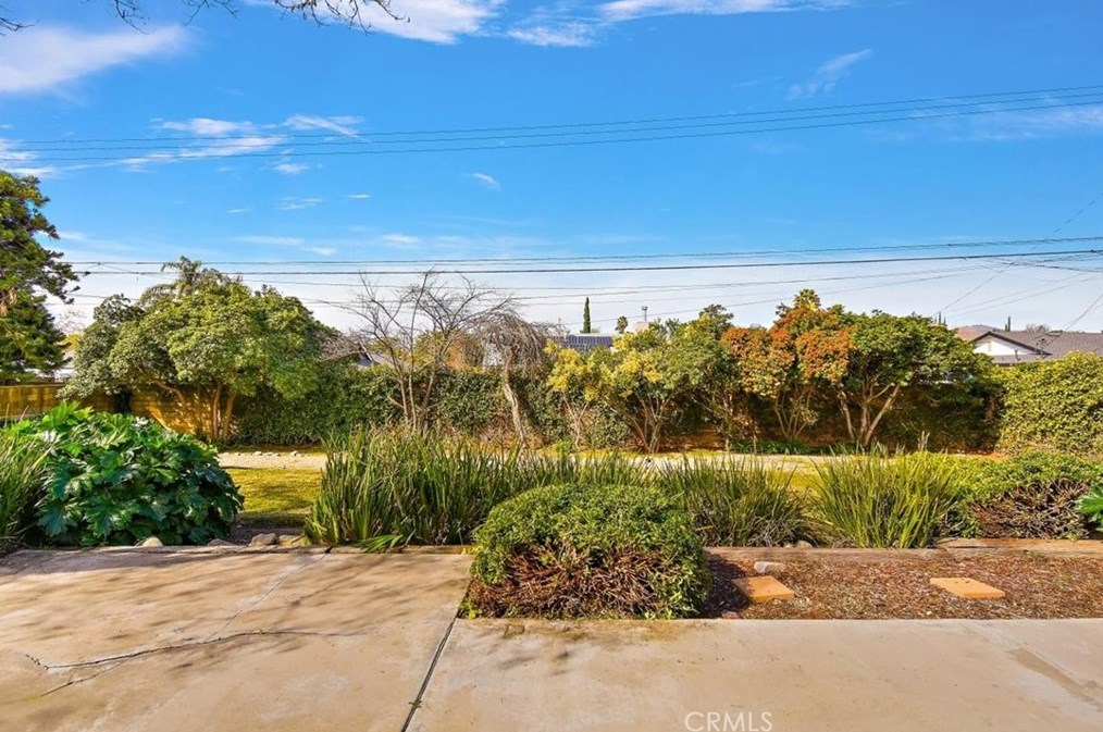 1839 Morgan Ave, Claremont CA  91711-2625 exterior